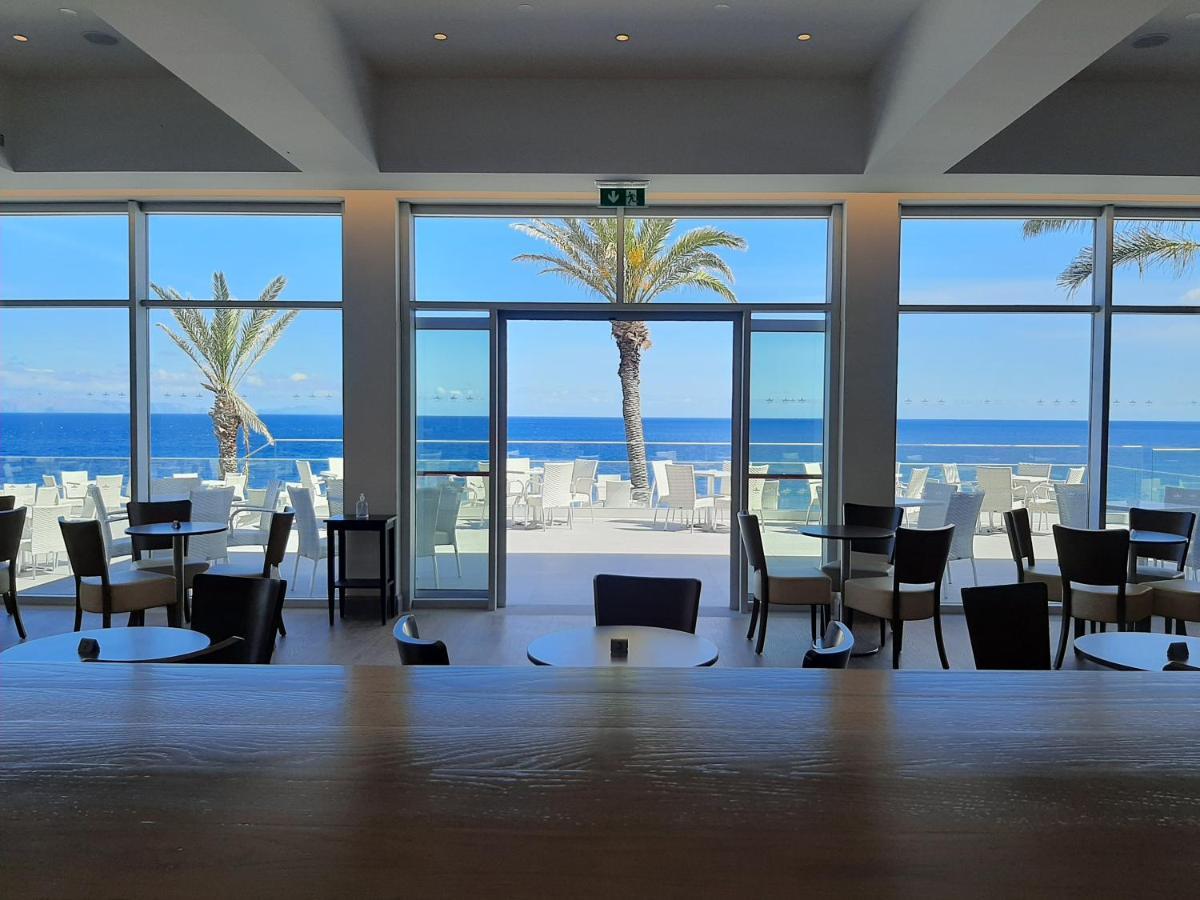 Hotel Roca Mar Caniço Екстериор снимка