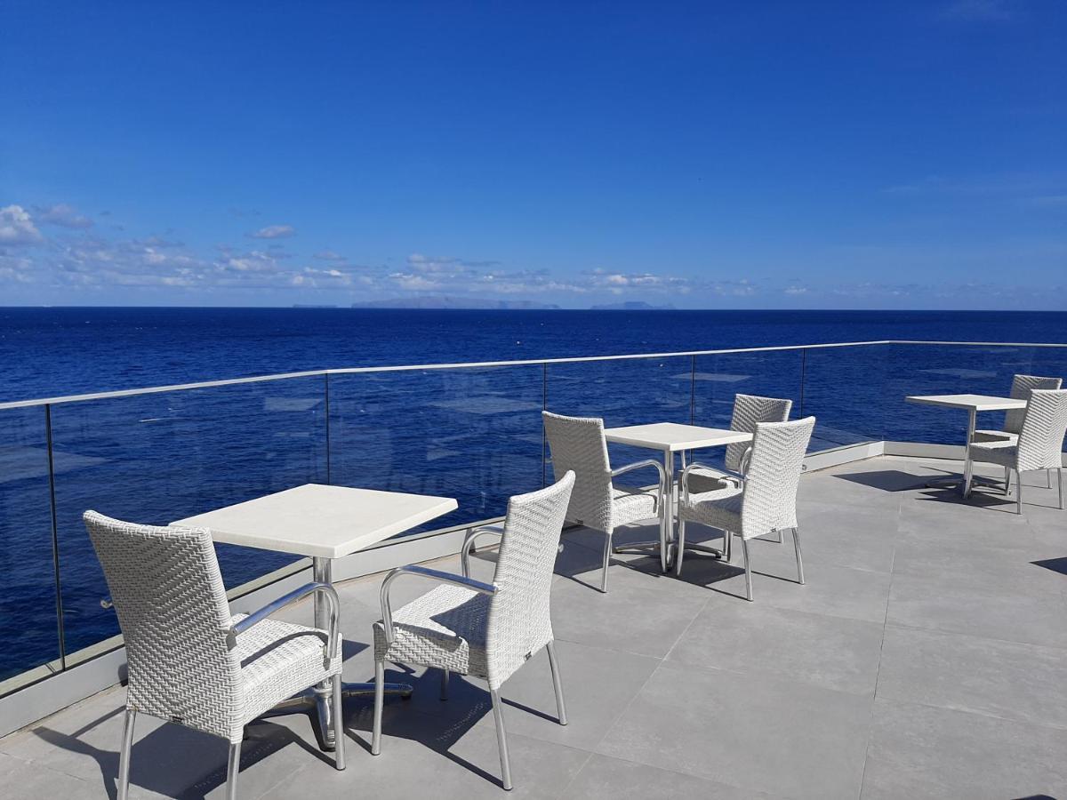 Hotel Roca Mar Caniço Екстериор снимка