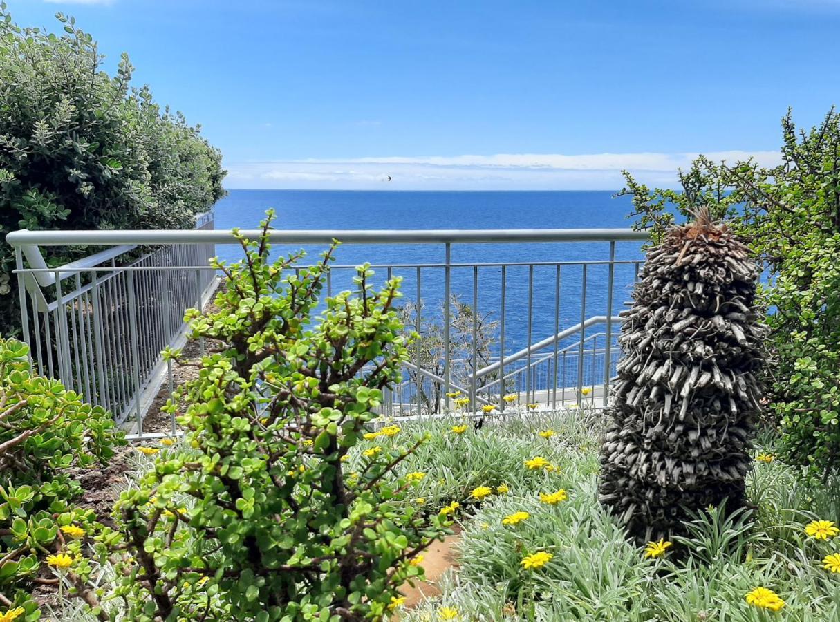 Hotel Roca Mar Caniço Екстериор снимка