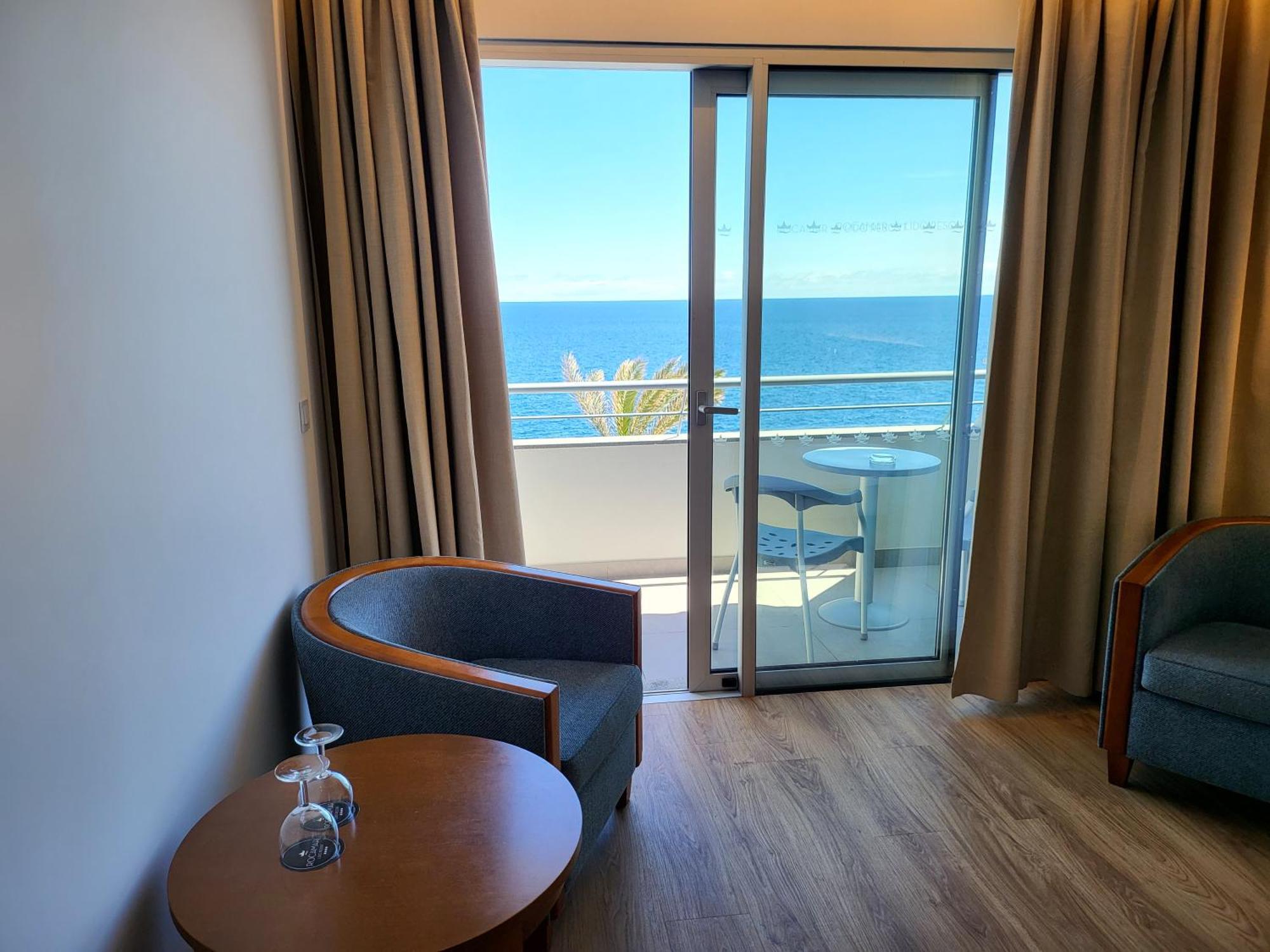 Hotel Roca Mar Caniço Екстериор снимка