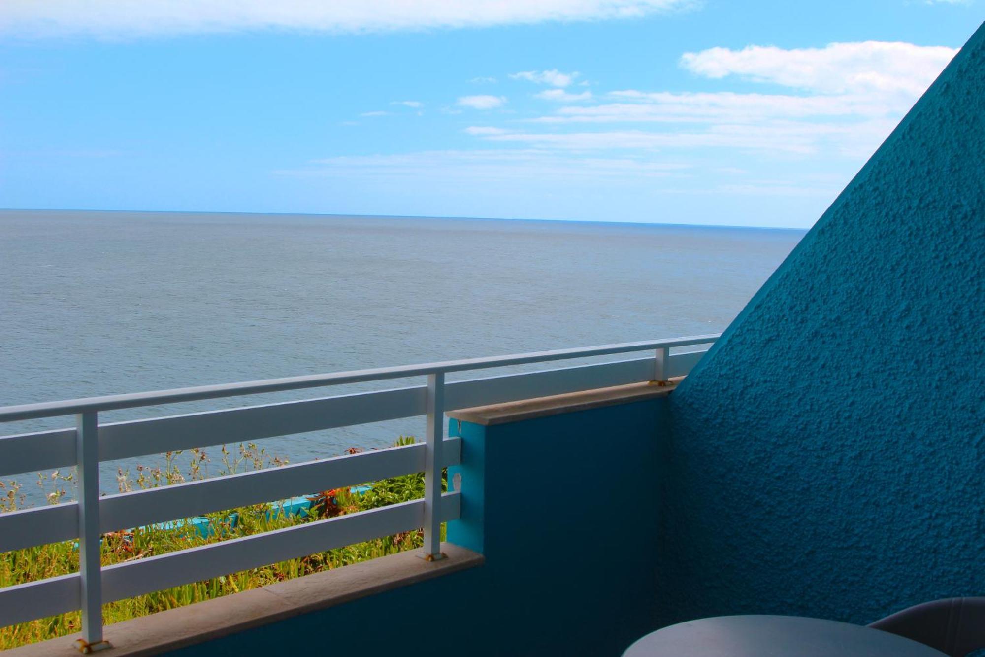 Hotel Roca Mar Caniço Екстериор снимка