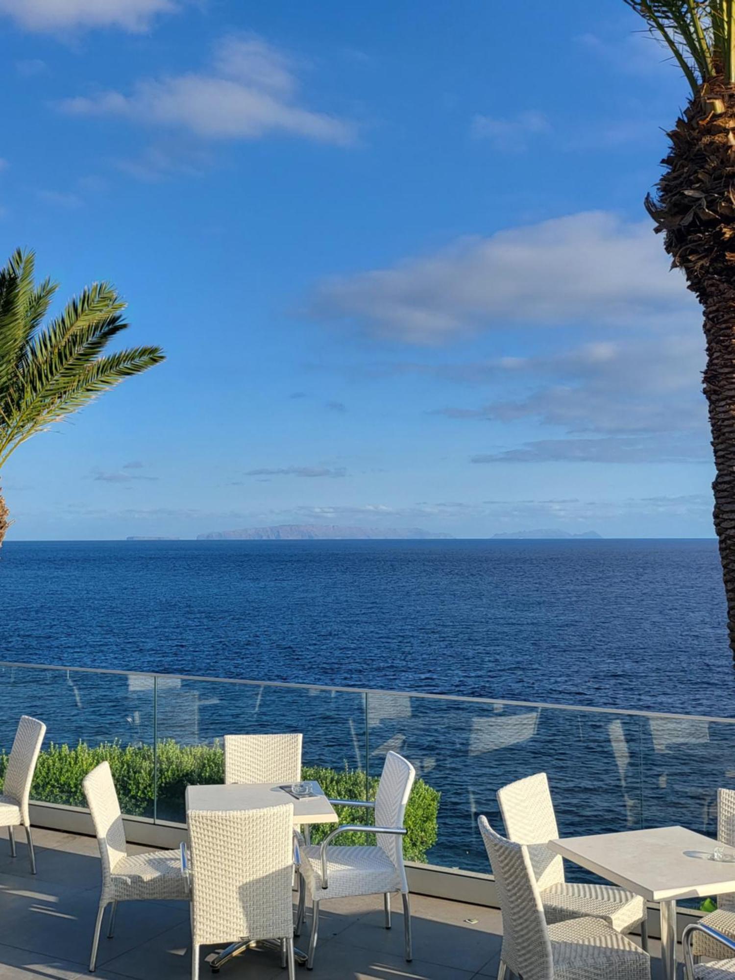 Hotel Roca Mar Caniço Екстериор снимка
