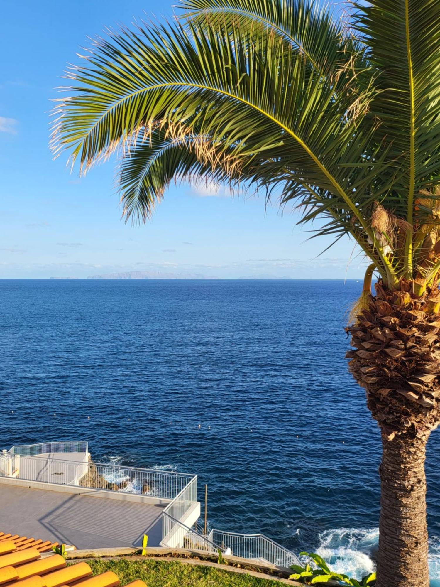 Hotel Roca Mar Caniço Екстериор снимка